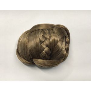 BRAIDED CHIGNON HAIRDO